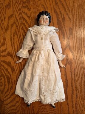 Antique 1890 china headed German flattop doll